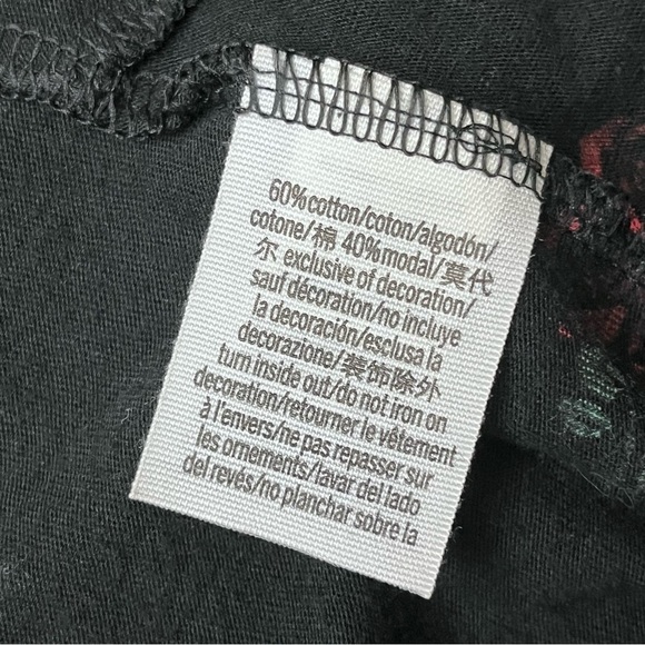 Victoria’s Secret PINK Black Rose Floral Twist Front Long Sleeve Tee Women’s L - Picture 10 of 10